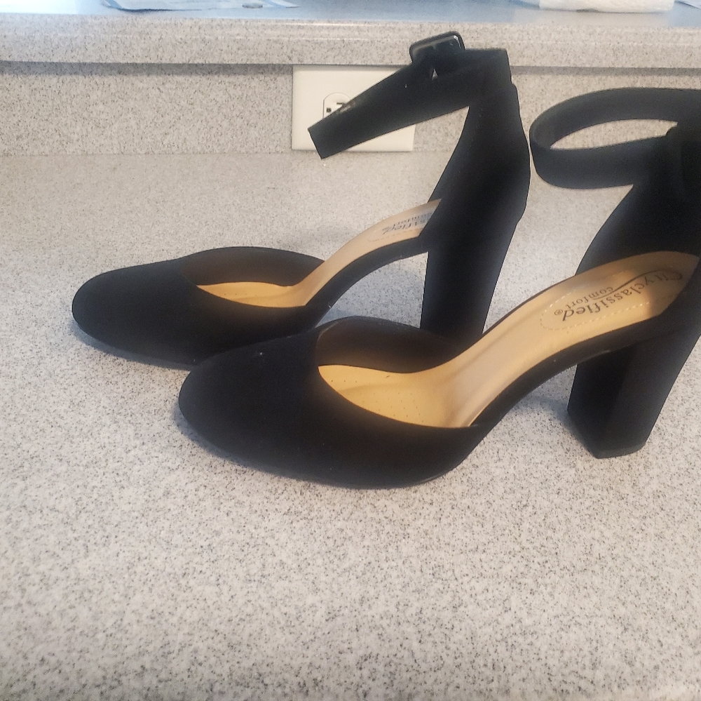 Women's Shoes